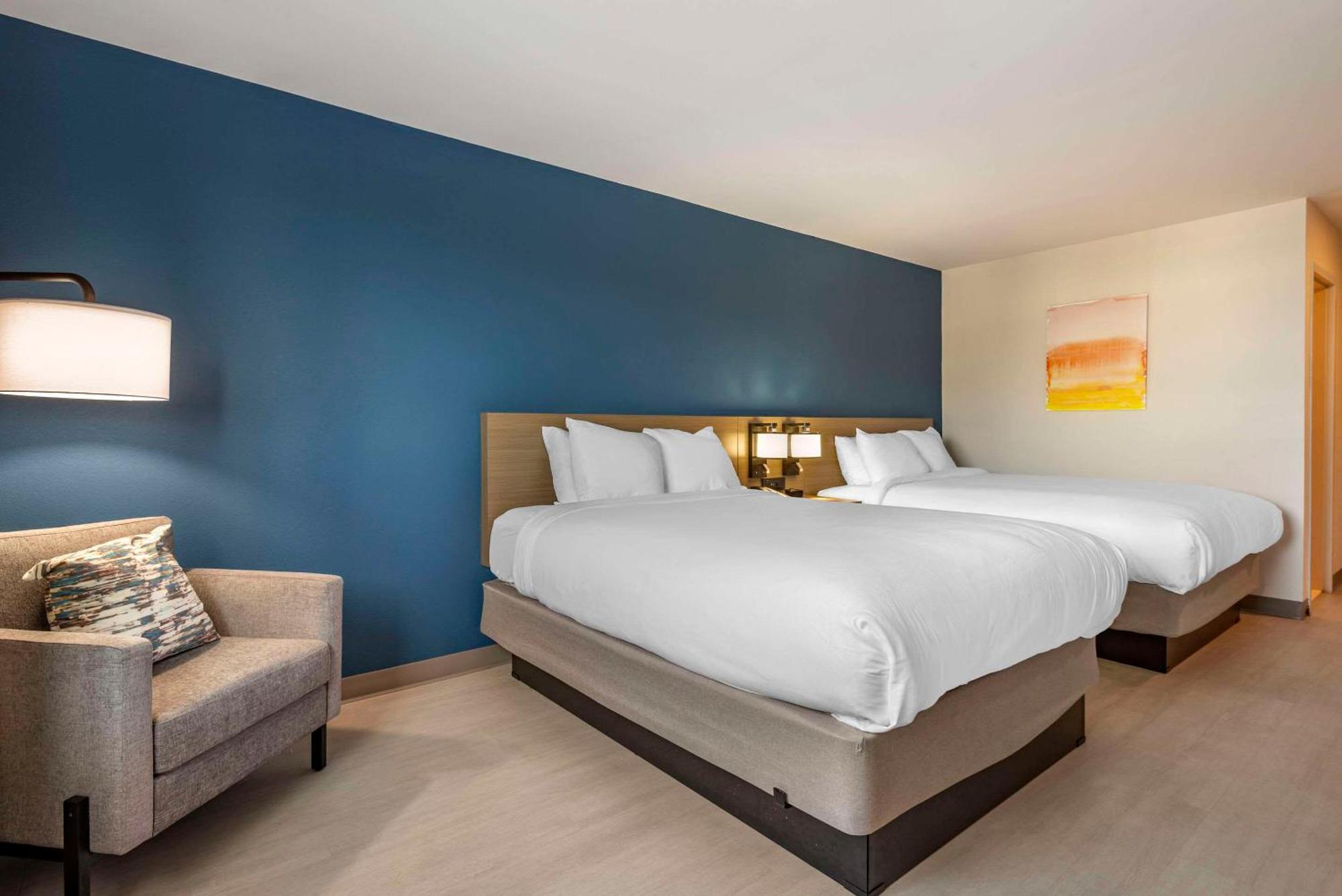 Comfort Inn Philadelphia International Airport West Chester Exterior foto