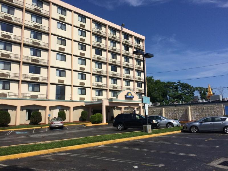 Comfort Inn Philadelphia International Airport West Chester Exterior foto